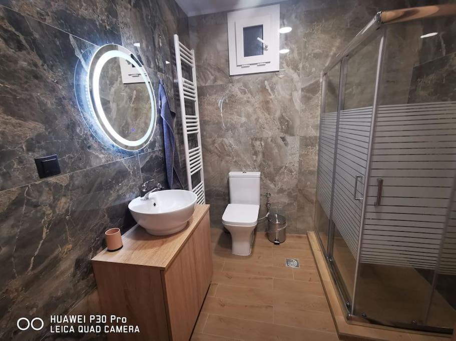 Θα Νιώθετε Σαν Στο Σπίτι Σας! Apartment Komotiní Luaran gambar