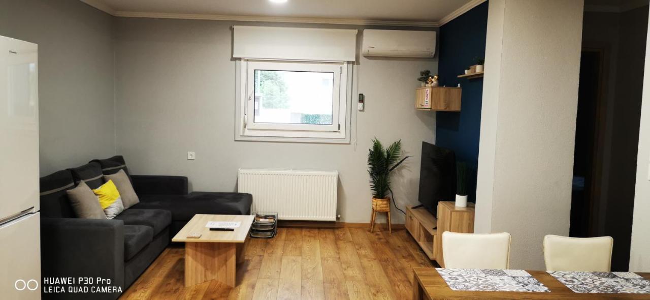 Θα Νιώθετε Σαν Στο Σπίτι Σας! Apartment Komotiní Luaran gambar